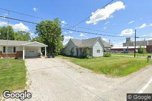 207 Borchelt St, Saint Peter, IL 62880