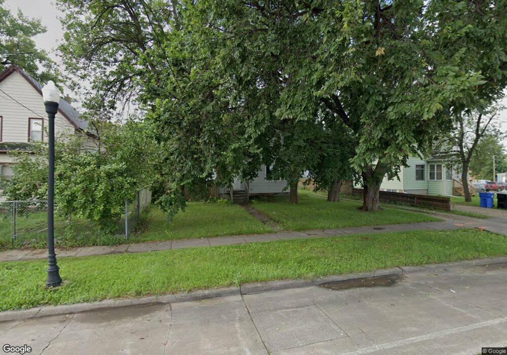 1706 1st Ave S, Fargo, ND 58103 - photo 1