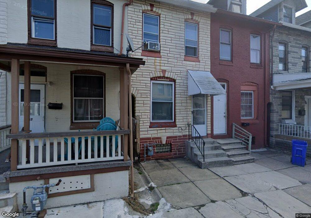 735 Lance Place, Reading, PA 19604 - photo 1