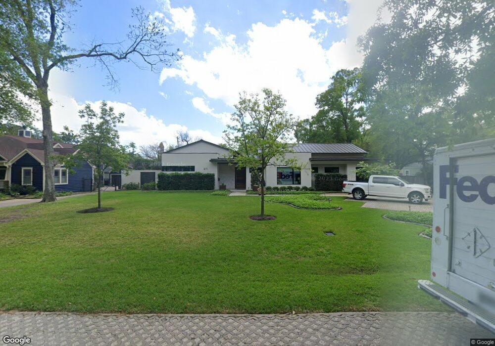 511 W 32nd St, Houston, TX 77018 - photo 1