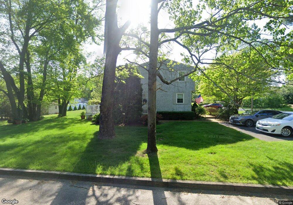 658 Scituate Ave, Cranston, RI 02921 - photo 1