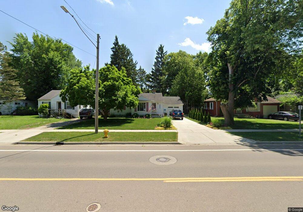 552 E Atherton Rd, Flint, MI 48507 - photo 1