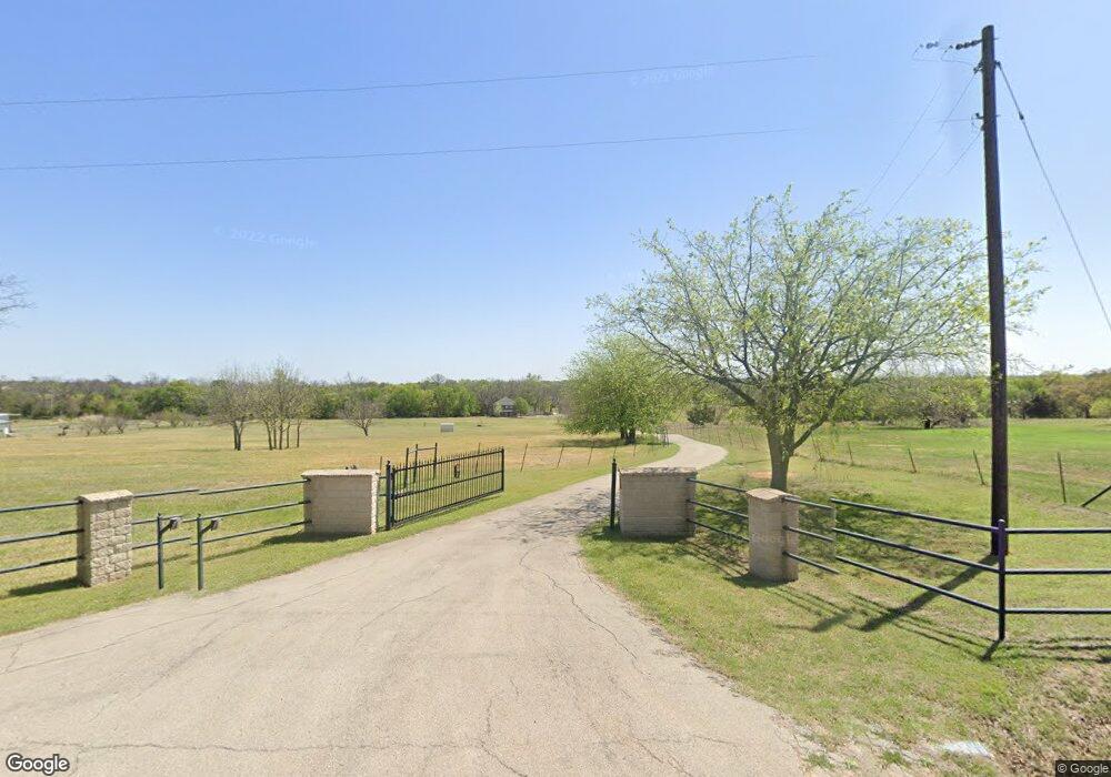 1929 N Lake Dr, Weatherford, TX 76085 - photo 1