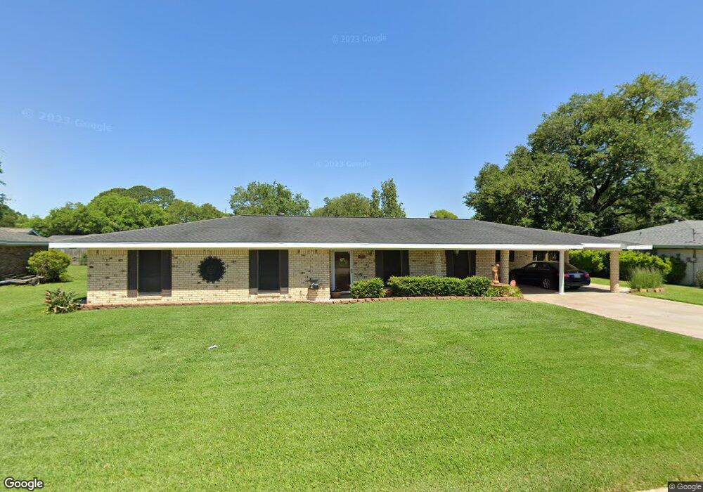 904 Roberta St, New Iberia, LA 70560 - photo 1