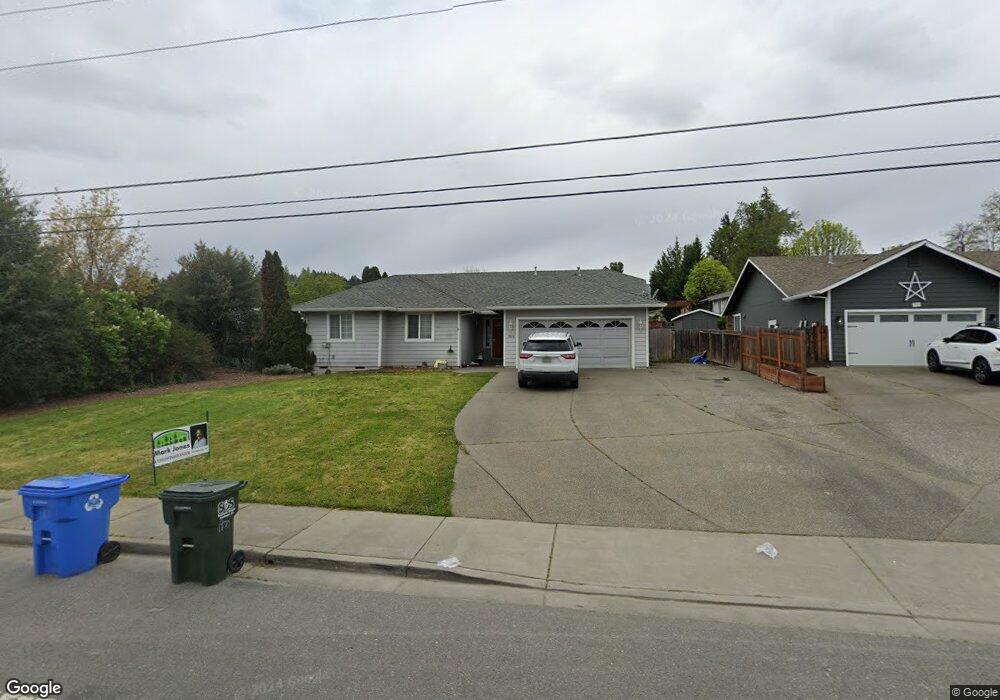 1900 SW Allen Creek Rd, Grants Pass, OR 97527 - photo 1