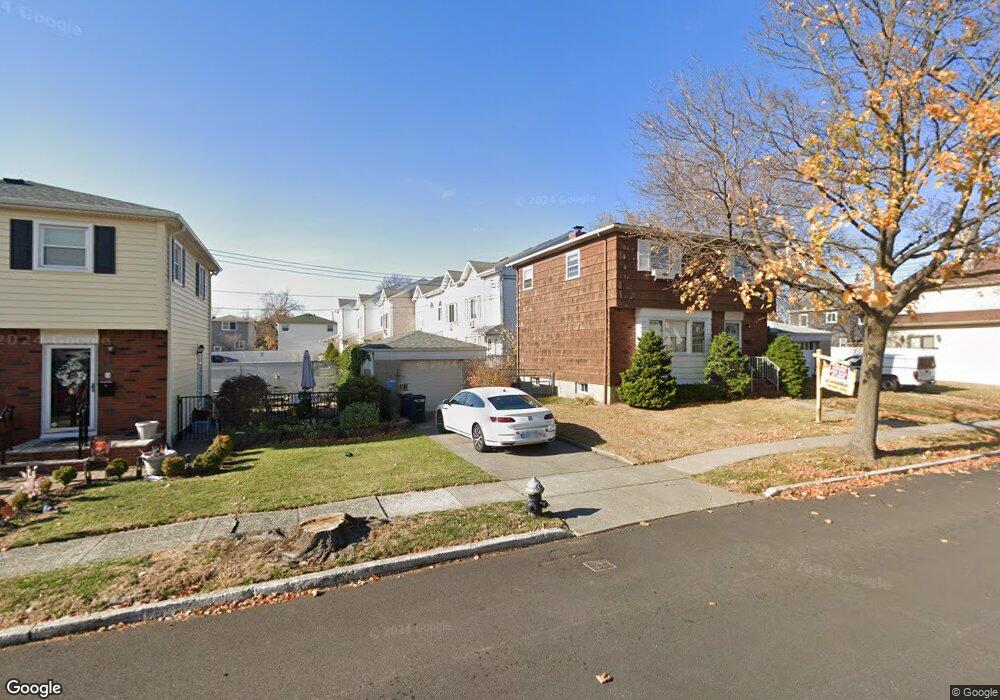 7 Yafa Ct unit B, Staten Island, NY 10314 - photo 1