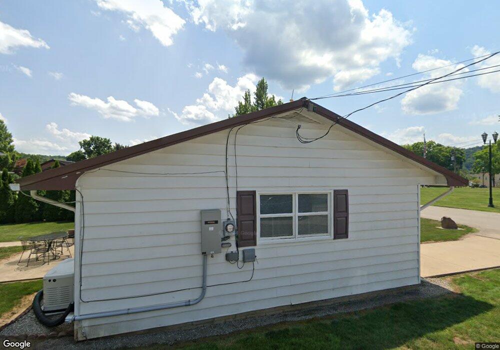 116 N Pleasant Dr, Loudonville, OH 44842 - photo 1