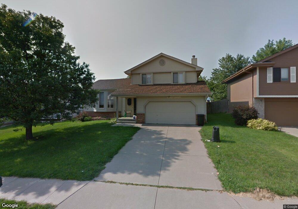 12939 Camden Ave, Omaha, NE 68164 - photo 1