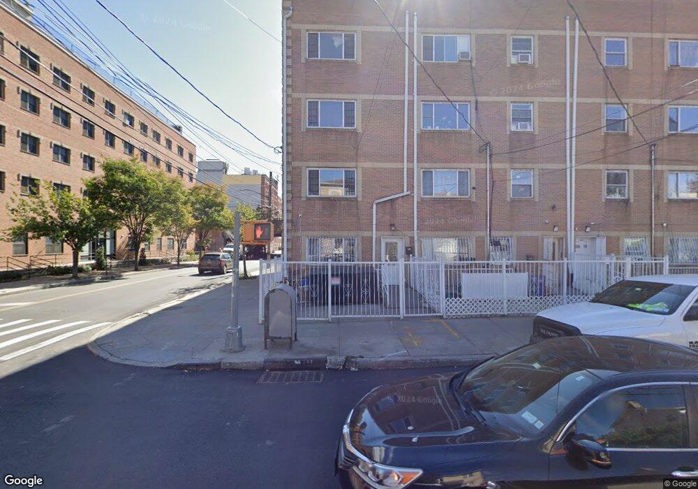 16874 93rd Ave, Jamaica, NY 11433 - photo 1