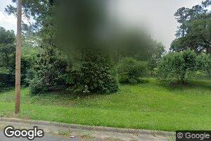 205 W Washington St, Boston, GA 31626