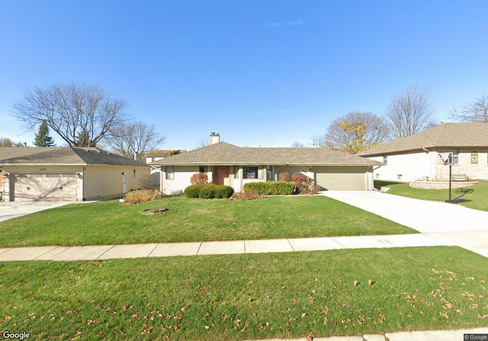 1042 Cypress Dr, Aurora, IL 60506 - photo 1