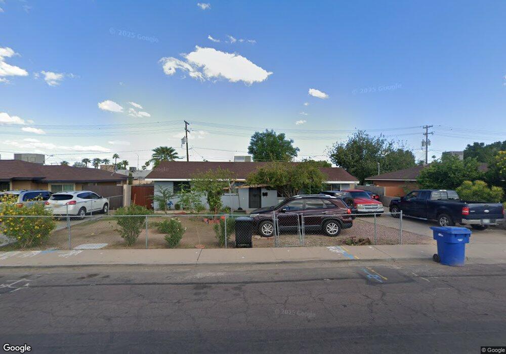 911 S Sirrine, Mesa, AZ 85210 - photo 1