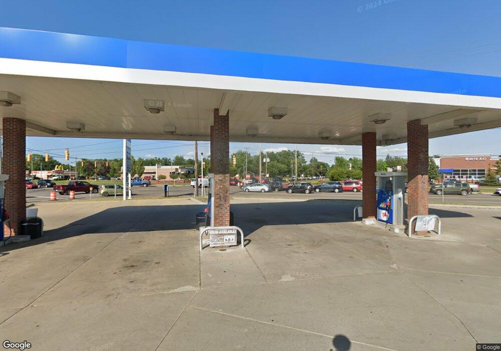 6010 Fenton Rd, Flint, MI 48507 - photo 1