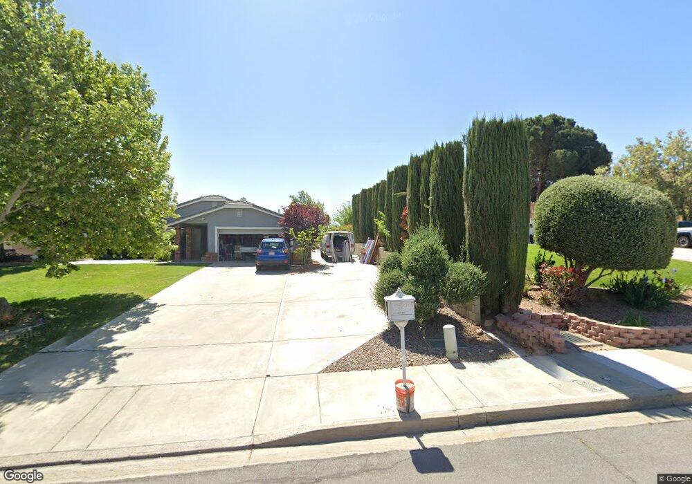 17303 Forest Hills Dr, Victorville, CA 92395 - photo 1