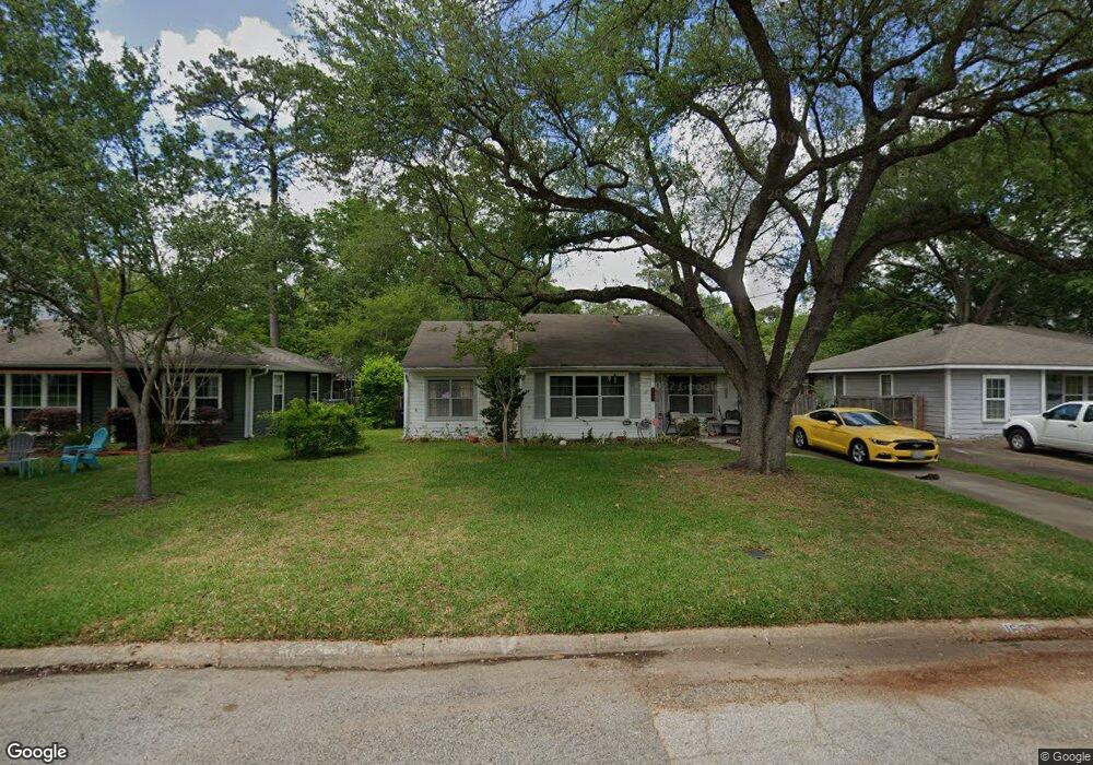 1630 Candlelight Ln, Houston, TX 77018 - photo 1