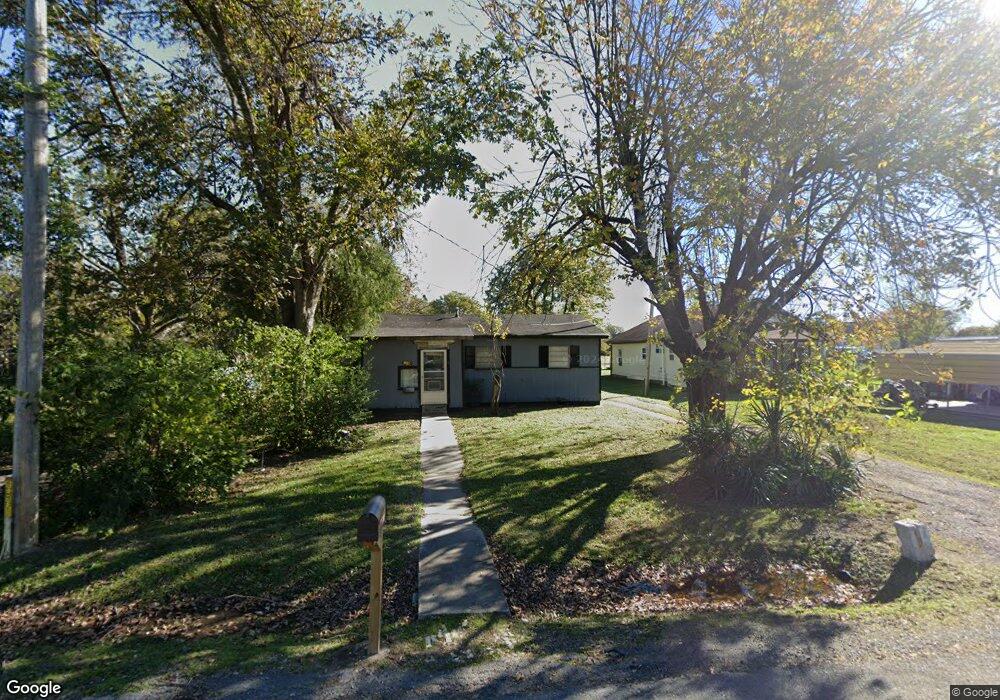 106 N Lowe St, Stuttgart, AR 72160 - photo 1