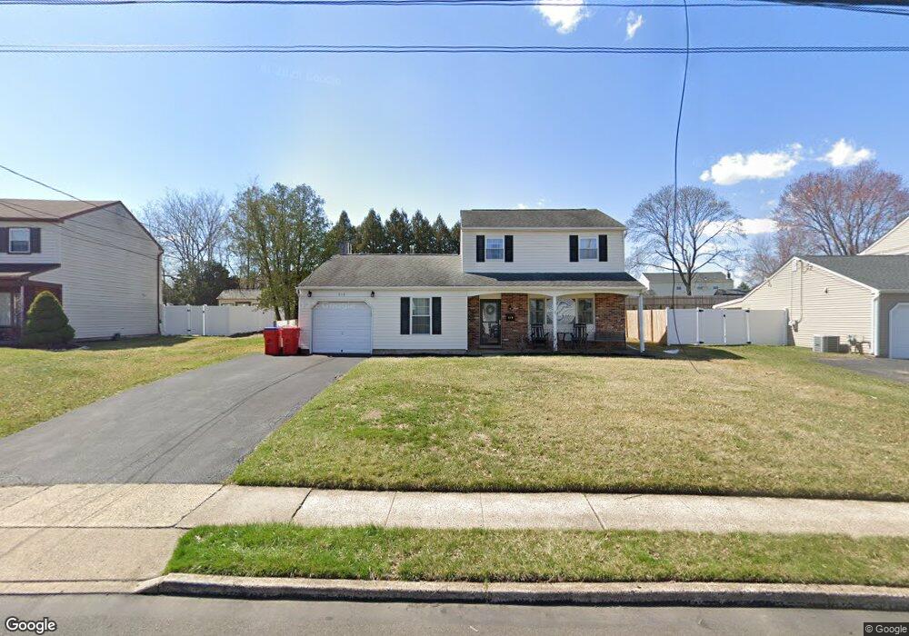 512 Spencer Ln, Warminster, PA 18974 - photo 1
