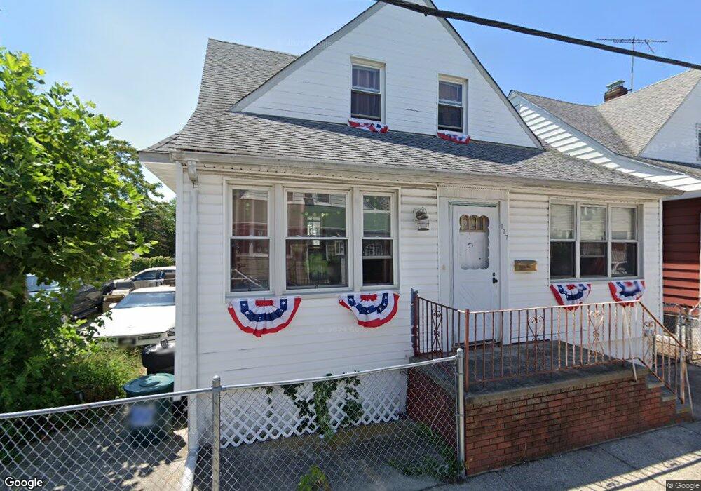 107 Ebony Ct, Brooklyn, NY 11229 - photo 1