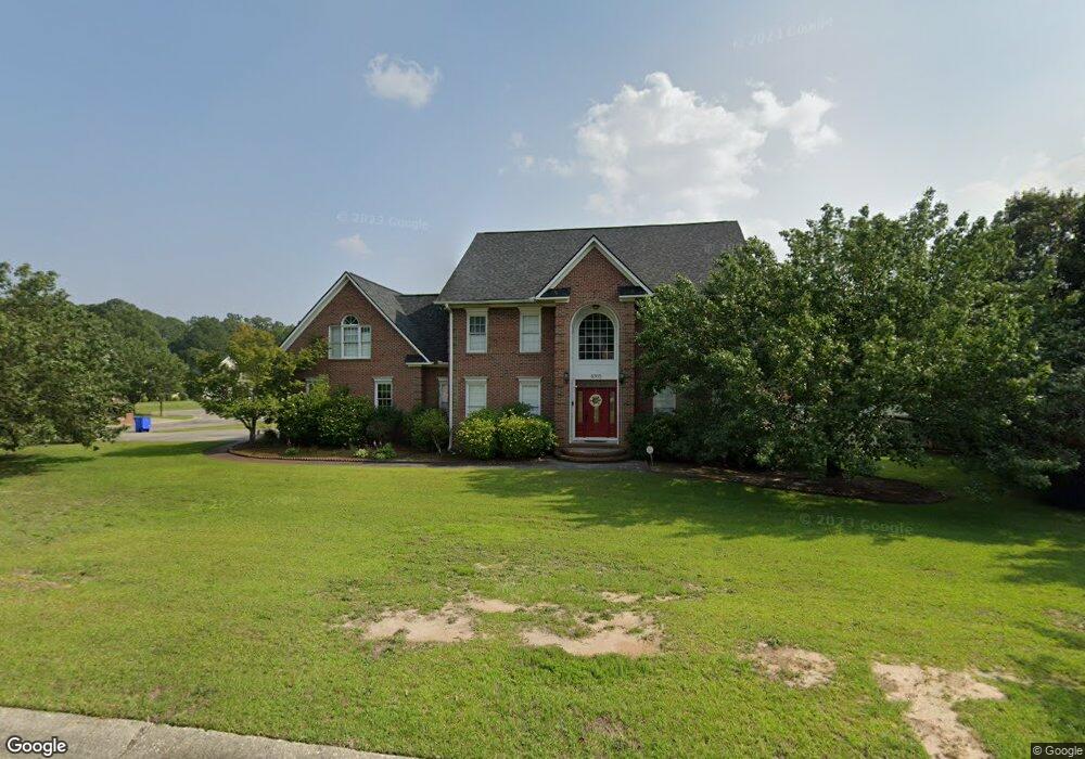 4305 Ferncreek Dr, Fayetteville, NC 28314 - photo 1