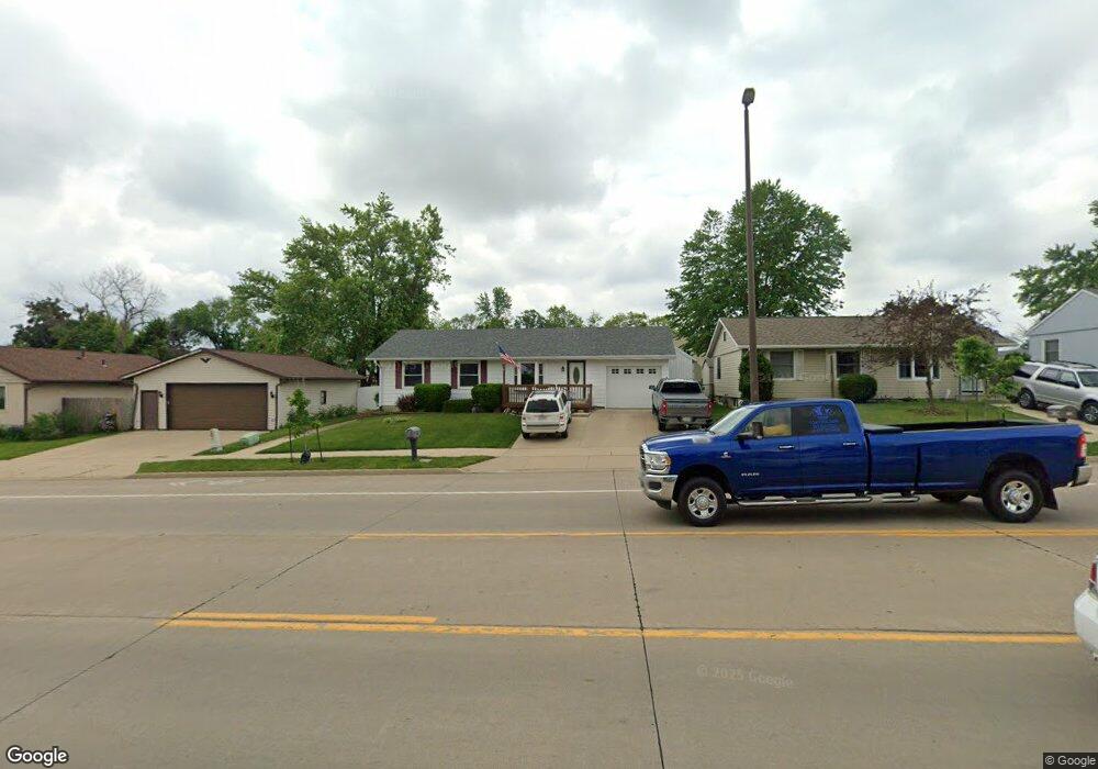 3101 33rd Ave SW, Cedar Rapids, IA 52404 - photo 1