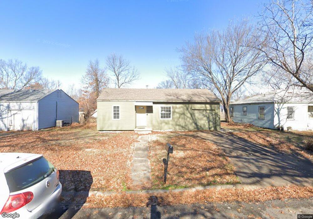 2809 Ward Ave, Parsons, KS 67357 - photo 1