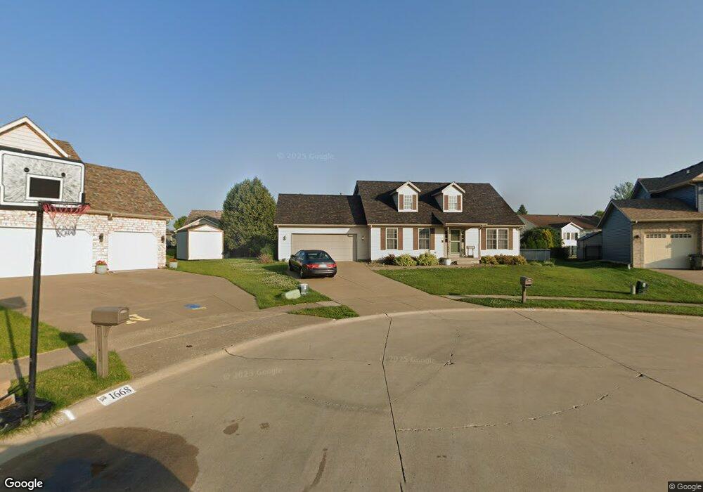 1664 W 51st St, Davenport, IA 52806 - photo 1