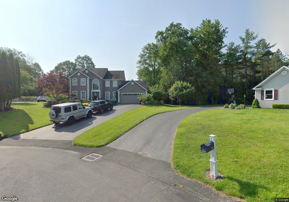 49 Macaulay Ln, Schenectady, NY 12309 - photo 1