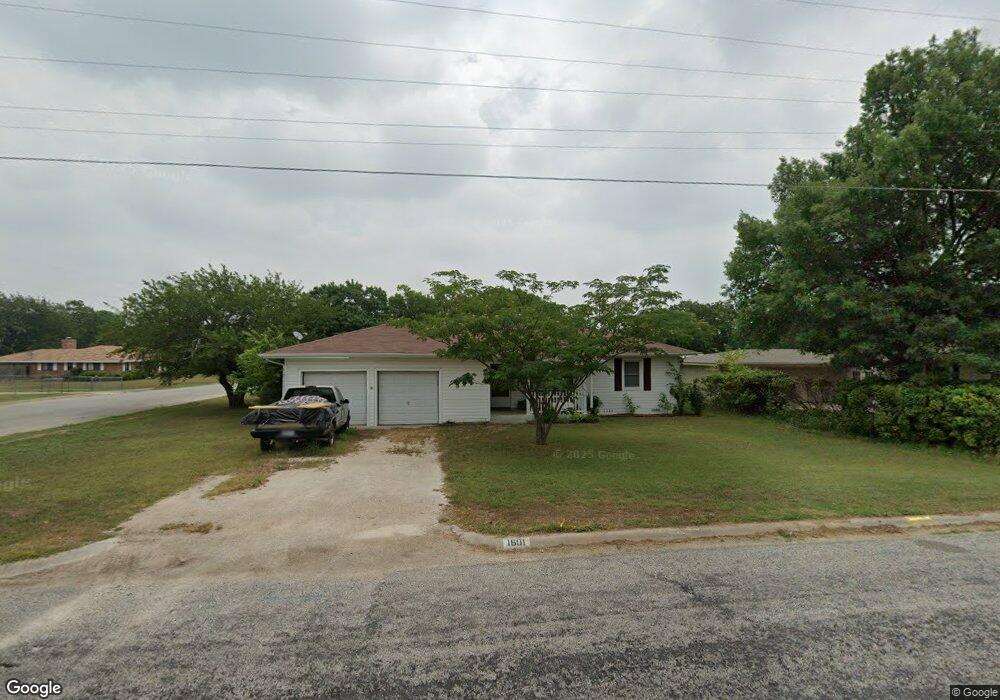1601 S College Ave, Decatur, TX 76234 - photo 1