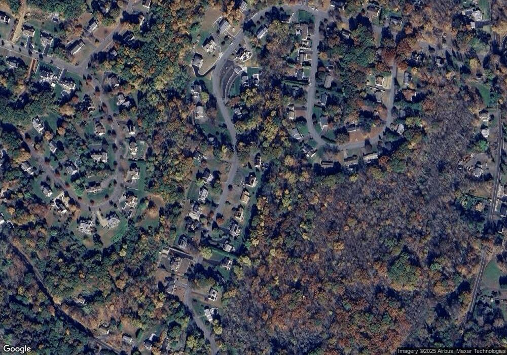 240 Stonefence Rd, Naugatuck, CT 06770 - photo 1