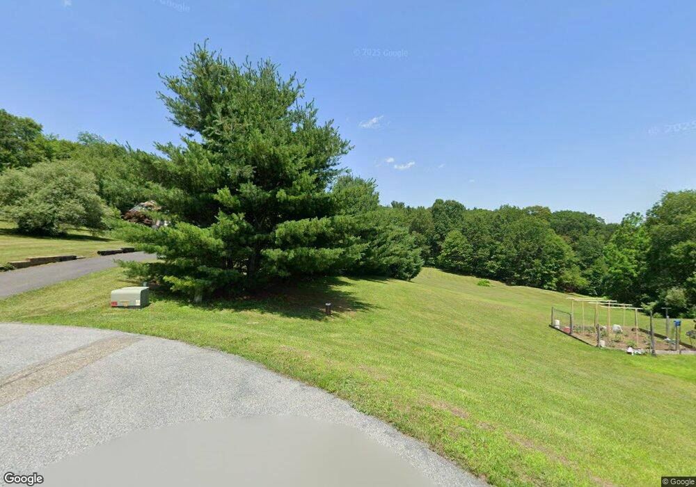 321 N Joshua Ln, Kunkletown, PA 18058 - photo 1