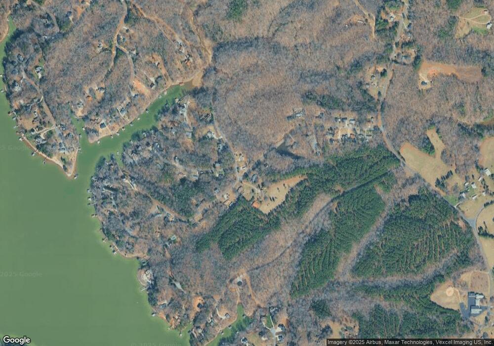 549 Cool Spring Rd, Statesville, NC 28625 - photo 1