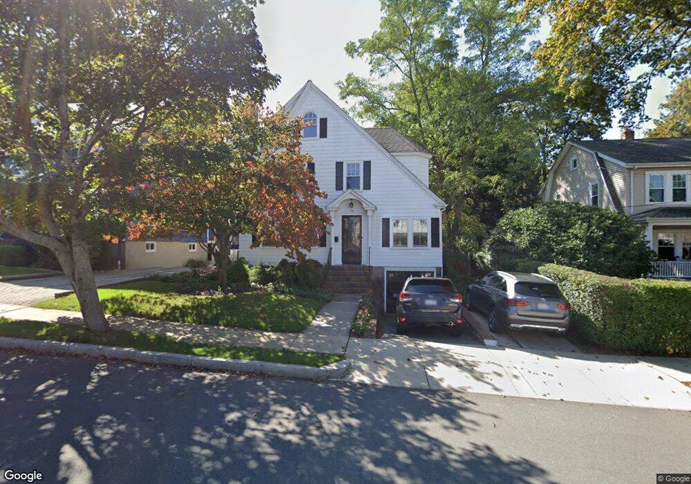 162 Gray St, Arlington, MA 02476 - photo 1