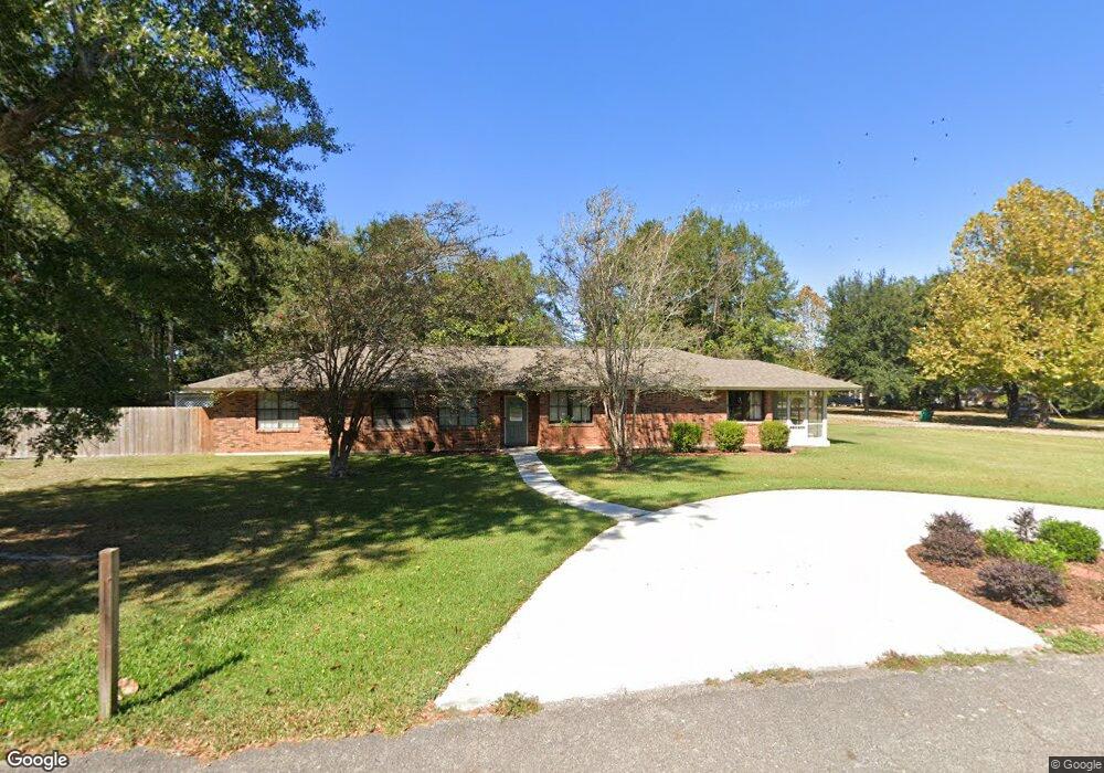 419 Oak St, Picayune, MS 39466 - photo 1