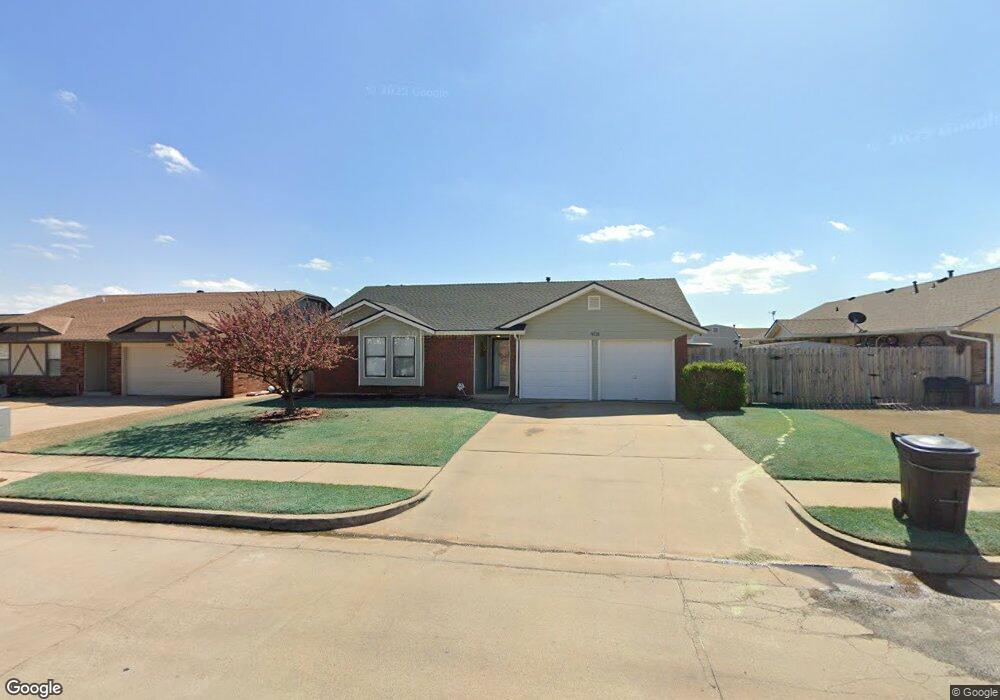 908 Northridge Rd, Moore, OK 73160 - photo 1