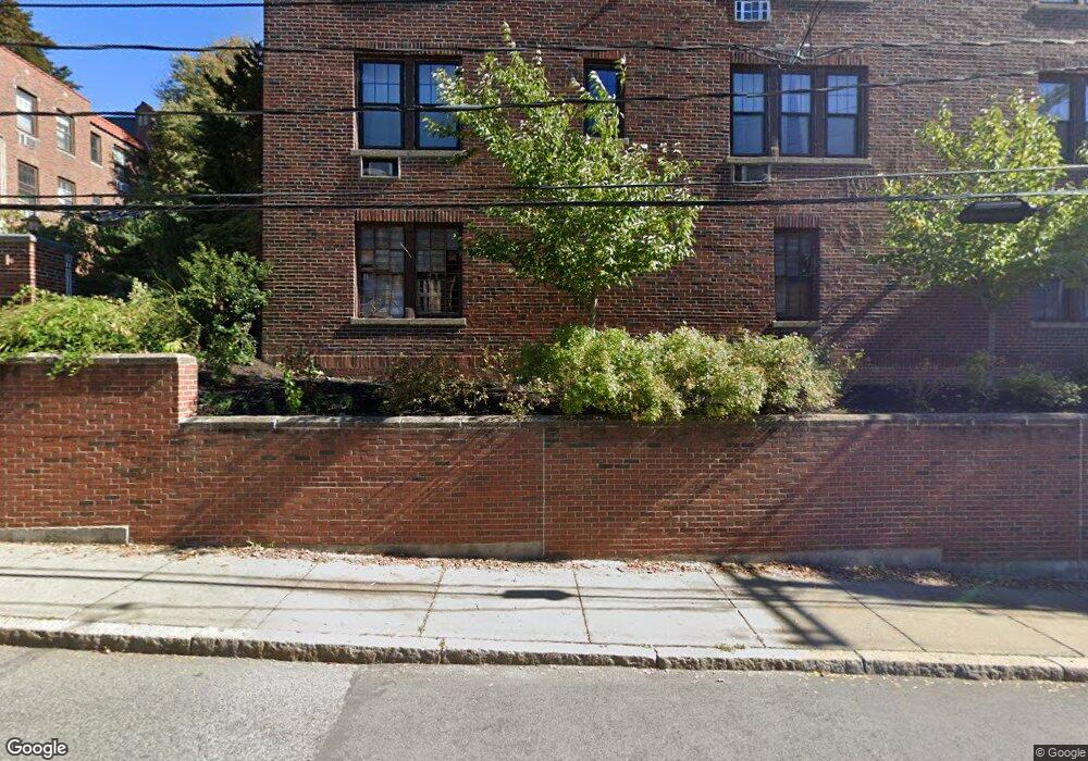 315 Tappan St unit 6, Brookline, MA 02445 - photo 1