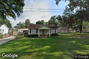 335 Oregon Ave, Port Allen, LA 70767