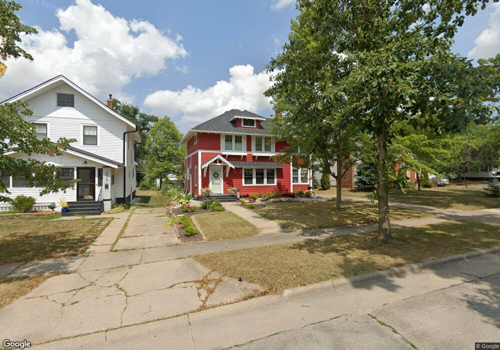 2428 4th Ave SE, Cedar Rapids, IA 52403 - photo 1