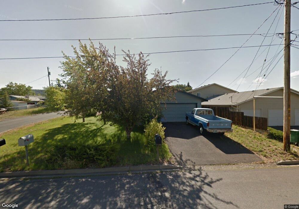 1702 Lakeview Ave, Klamath Falls, OR 97601 - photo 1