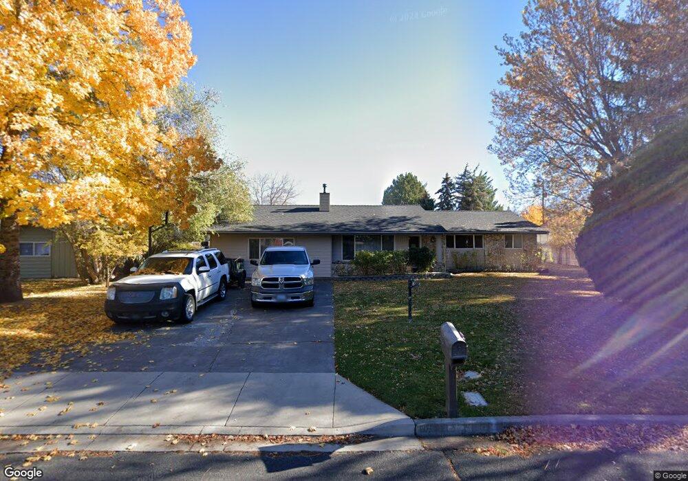 1632 SW Canyon Dr, Redmond, OR 97756 - photo 1