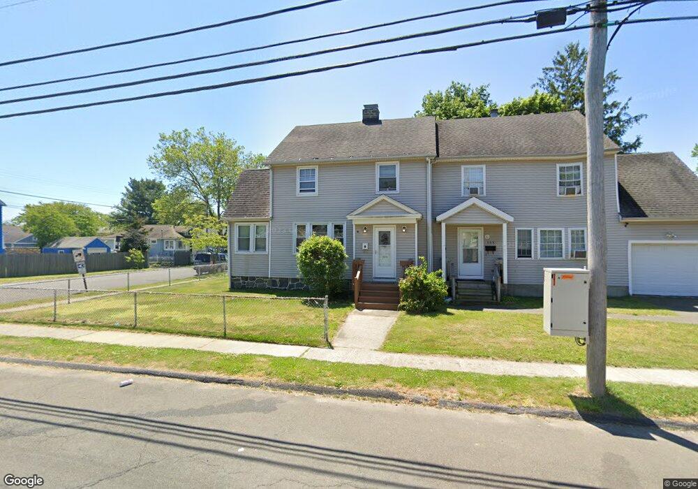 395 Birdseye St, Stratford, CT 06615 - photo 1