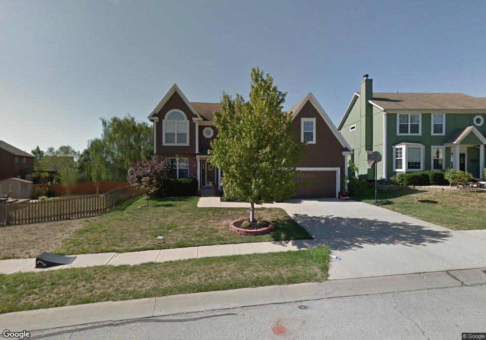 21413 W 49th St, Shawnee, KS 66218 - photo 1