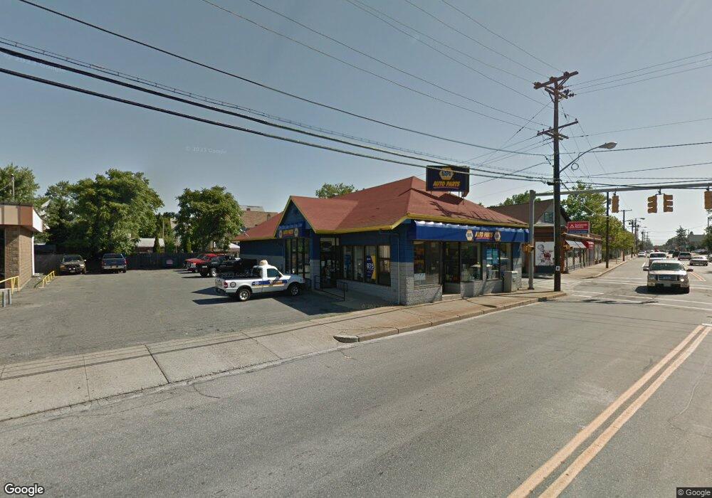 462 Central Ave, Pawtucket, RI 02861 - photo 1