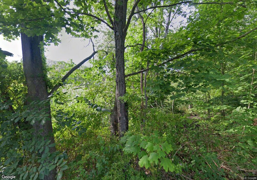 2-4 Daisy Cir, Saugus, MA 01906 - photo 1