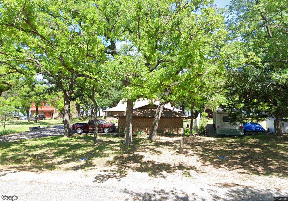 11992 Oak Ct, Azle, TX 76020 - photo 1