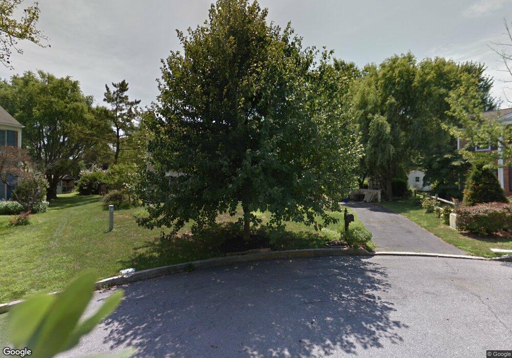 843 Cobblestone Ct, Hershey, PA 17033 - photo 1