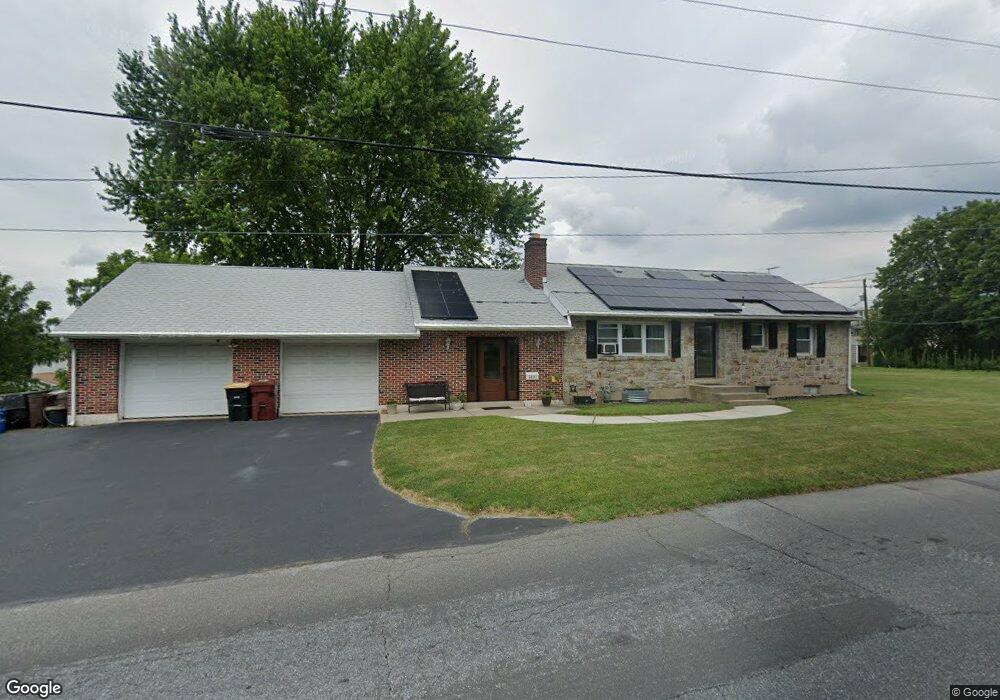 3401 Chestnut St, Whitehall, PA 18052 - photo 1