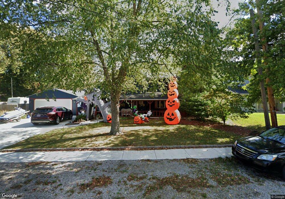 549 Robinwood Ave, Sheffield Lake, OH 44054 - photo 1