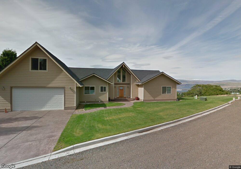 1635 E 20th St, the Dalles, OR 97058 - photo 1