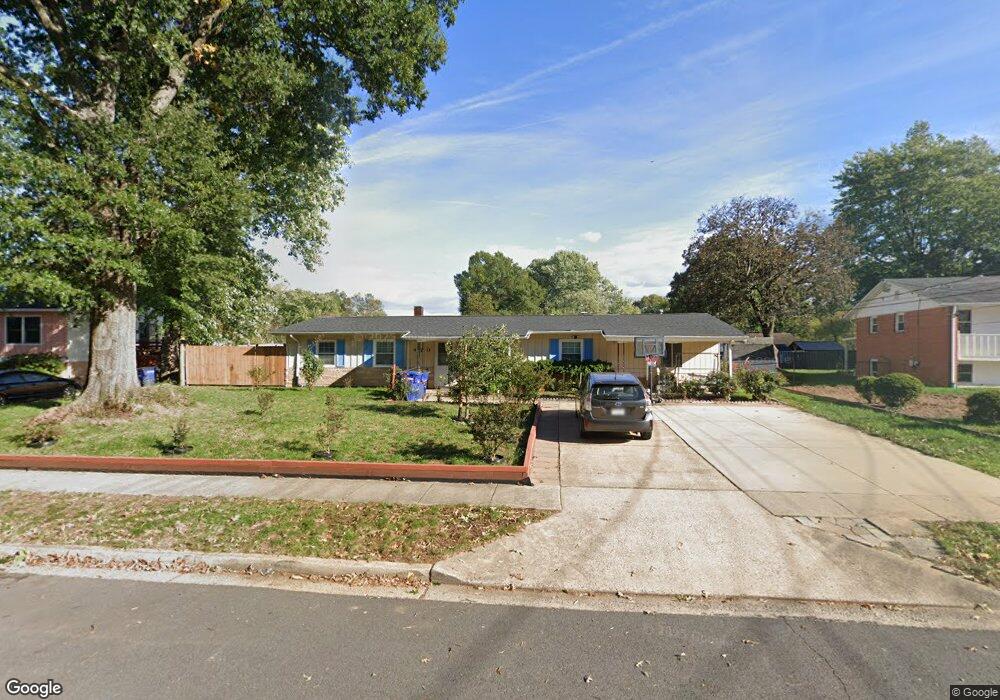 420 Arkansas Ave, Herndon, VA 20170 - photo 1