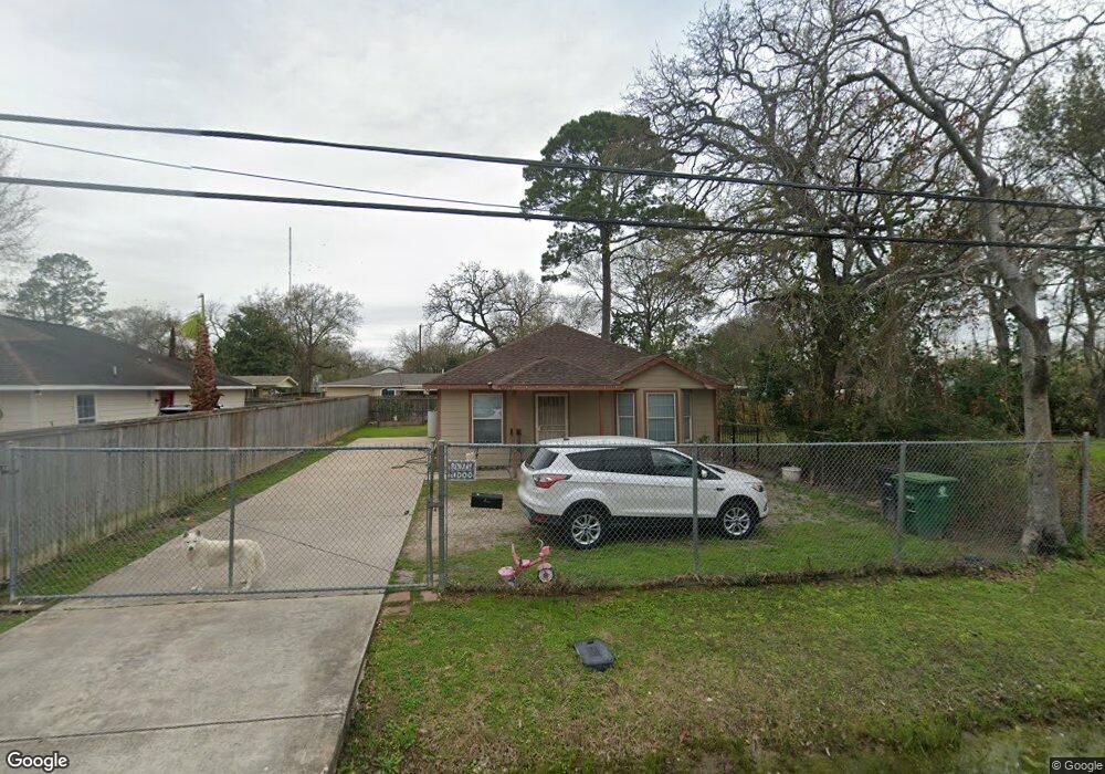 7125 Farnsworth St, Houston, TX 77022 - photo 1
